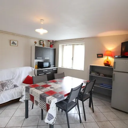 Holiday home Authentique Avec Jardin, Terrasse Et Wifi Pres De Salers Et Puy Mary - Fr-1-742-153 Drugeac