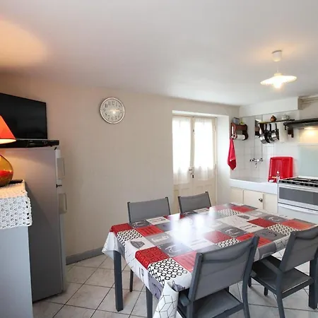Authentique Avec Jardin, Terrasse Et Wifi Pres De Salers Et Puy Mary - Fr-1-742-153 * Drugeac